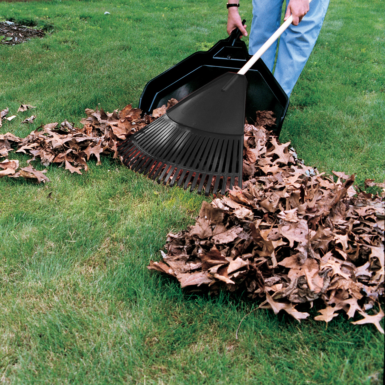 Laf Rake 32″ Leaf Rake – Emsco Group
