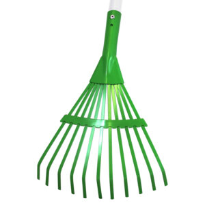 9049M_LittleDiggers_MetalLeafRake(CloseUp)